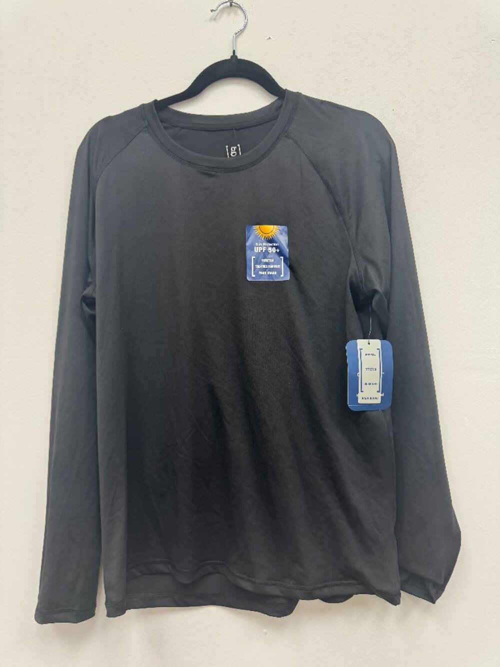 NWT black rashguard